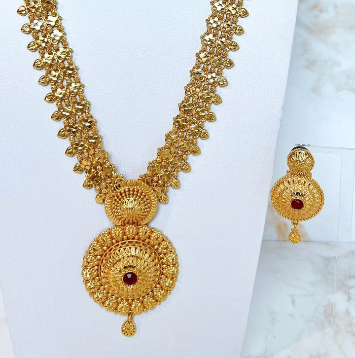 Chandra Haar Necklace Set