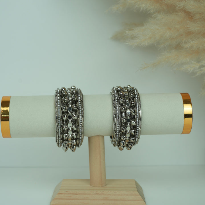 Oxidised Stone Ghungroo Bangles