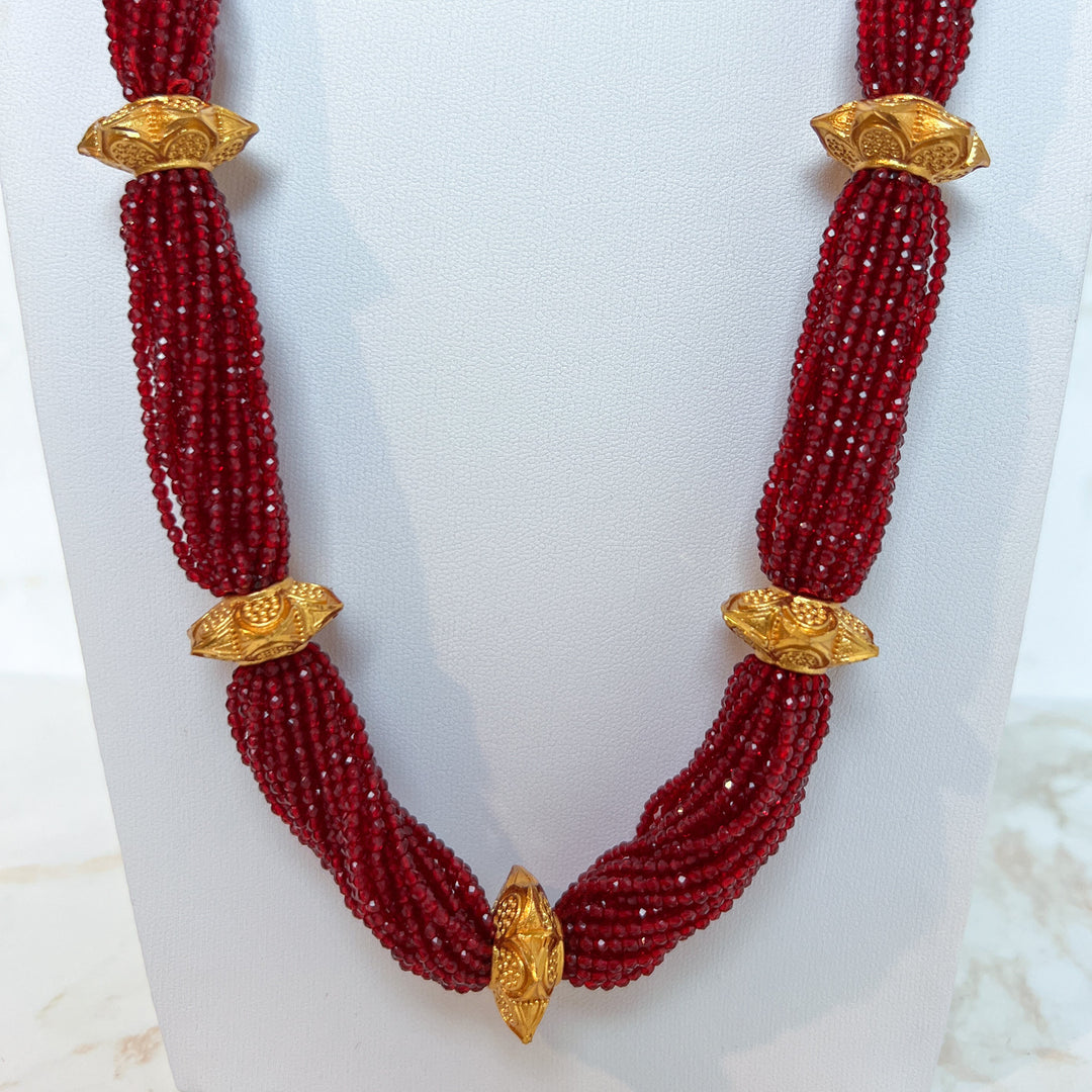Red Hydropote Naugedi Necklace