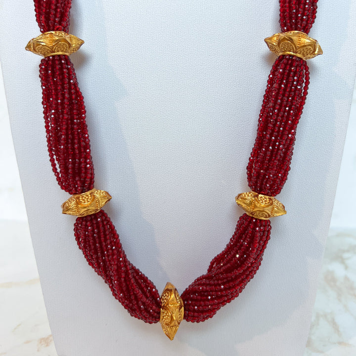 Red Hydropote Naugedi Necklace