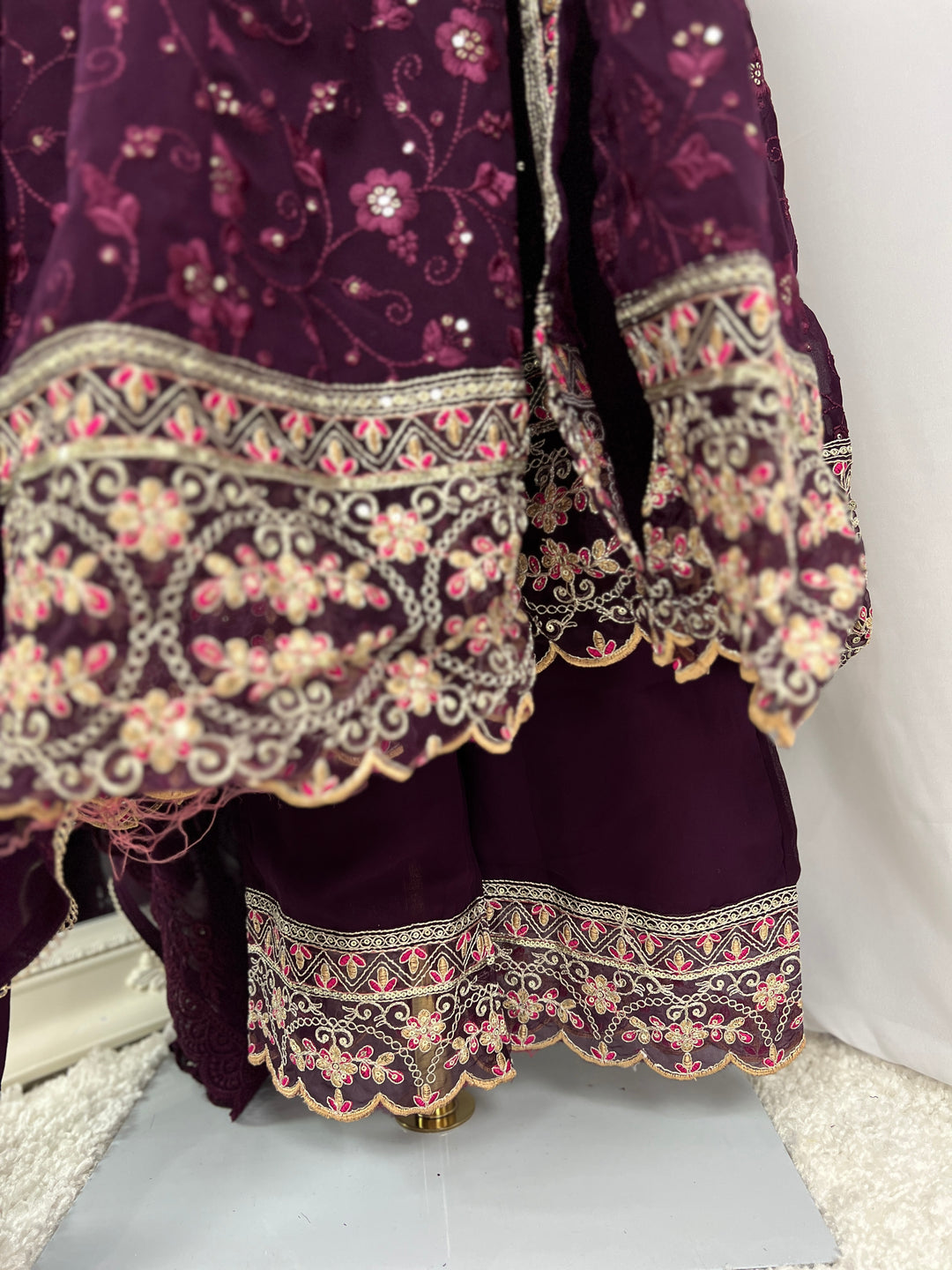 Embroidered Kurtha Set with Trousers &amp; Shawl – Plum Purple