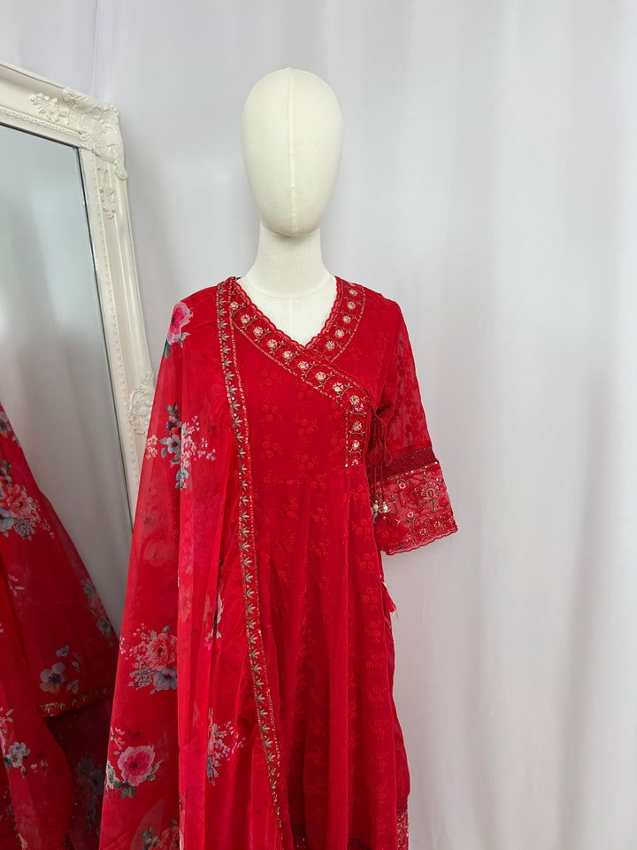 Embroidered Kurtha Set - Red