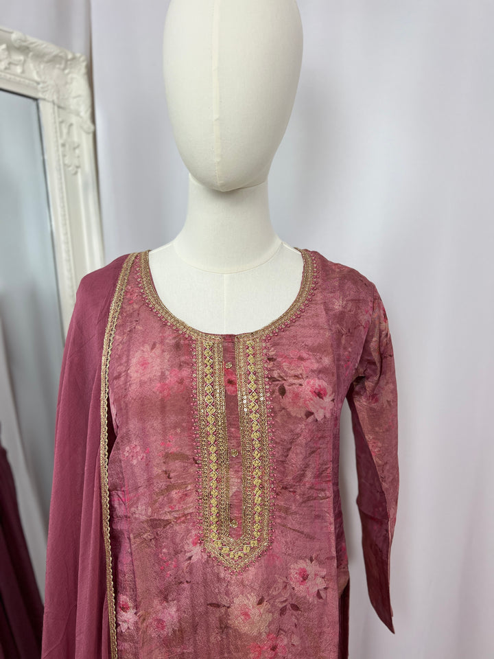 Rose Floral Straight Kurta Set with Chiffon Dupatta