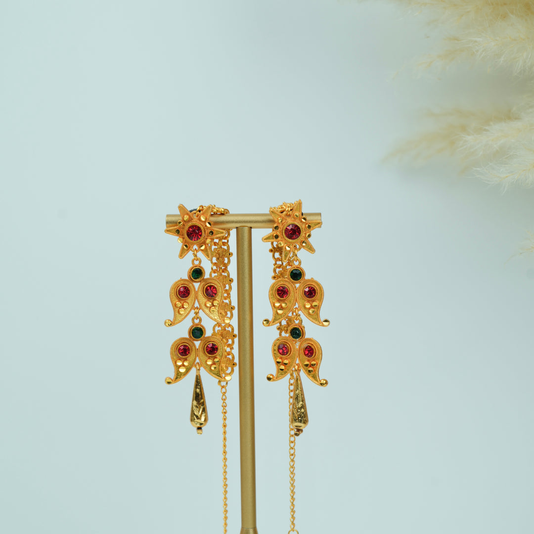 Two Steps Chain Yarling Earrings