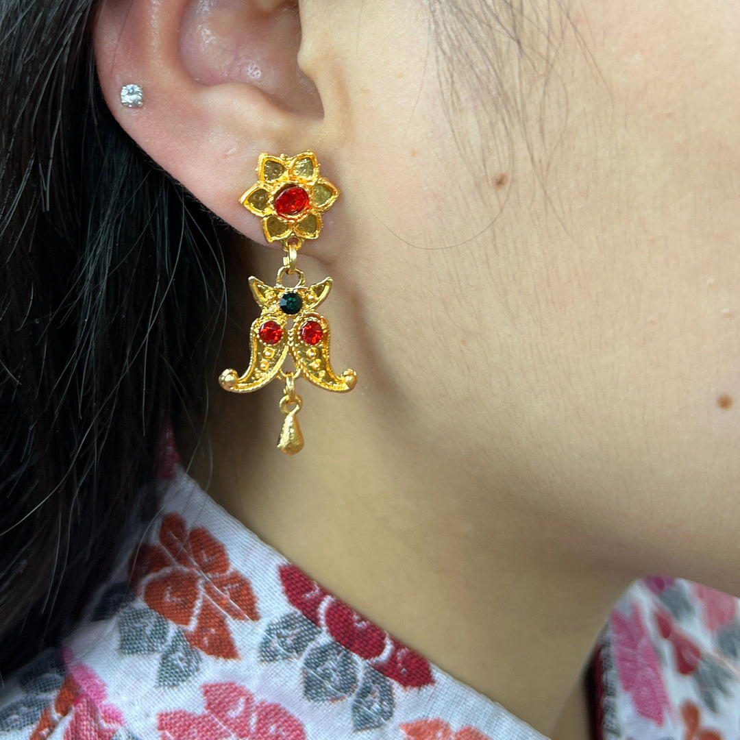 One Step Yarling Earrings