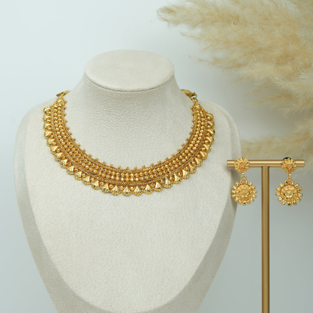 Elegant Necklace Set