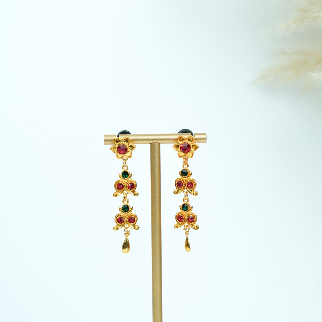 Two Steps Yarling Earrings