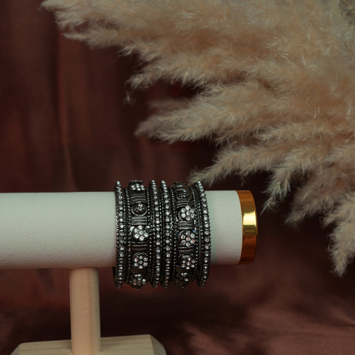 Black Stone Statement Bangle Set – Oxidised Finish
