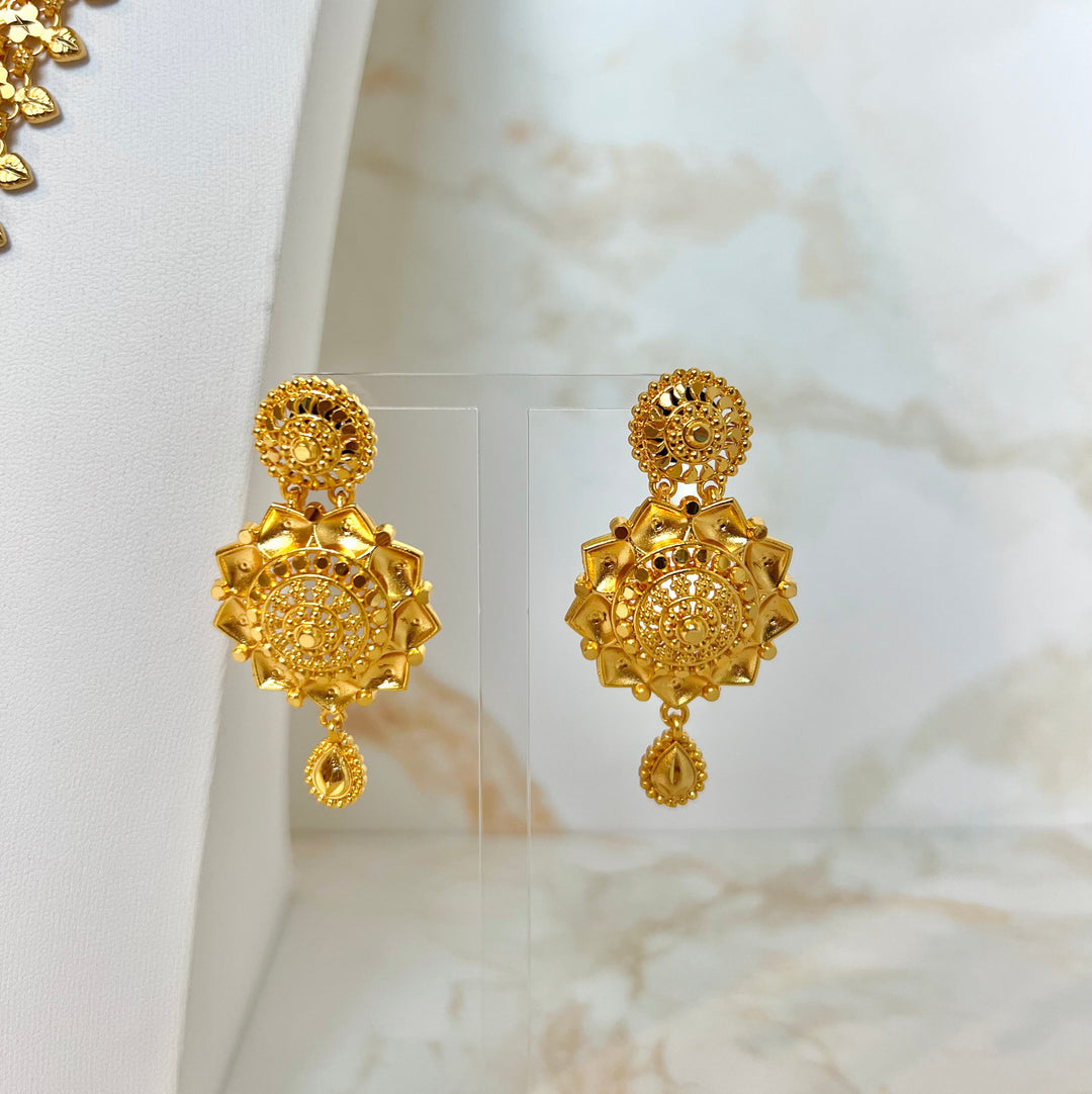 Chandra Haar Necklace Set