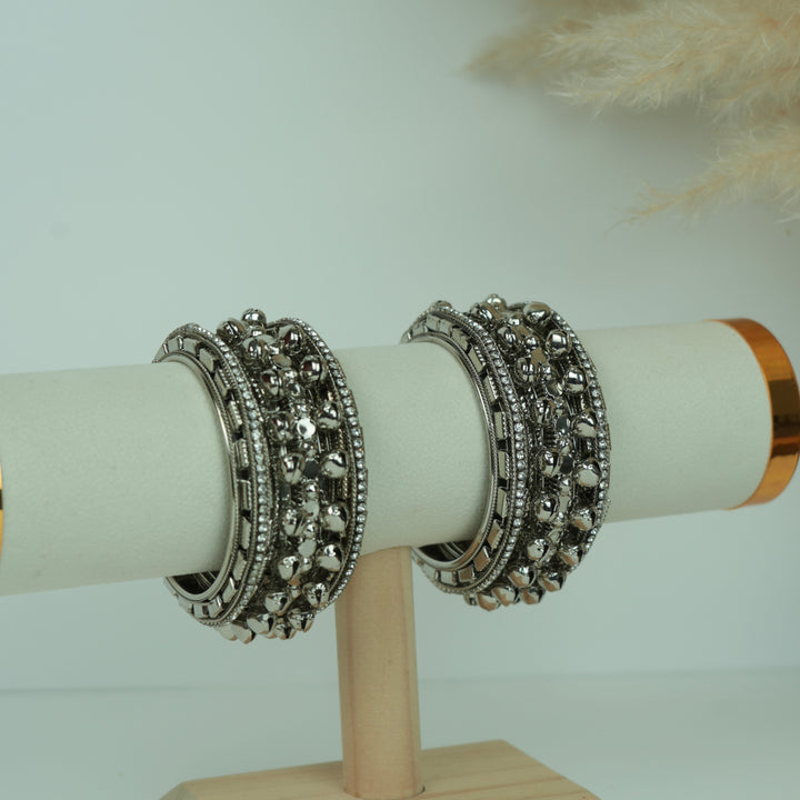 Oxidised Stone Ghungroo Bangles