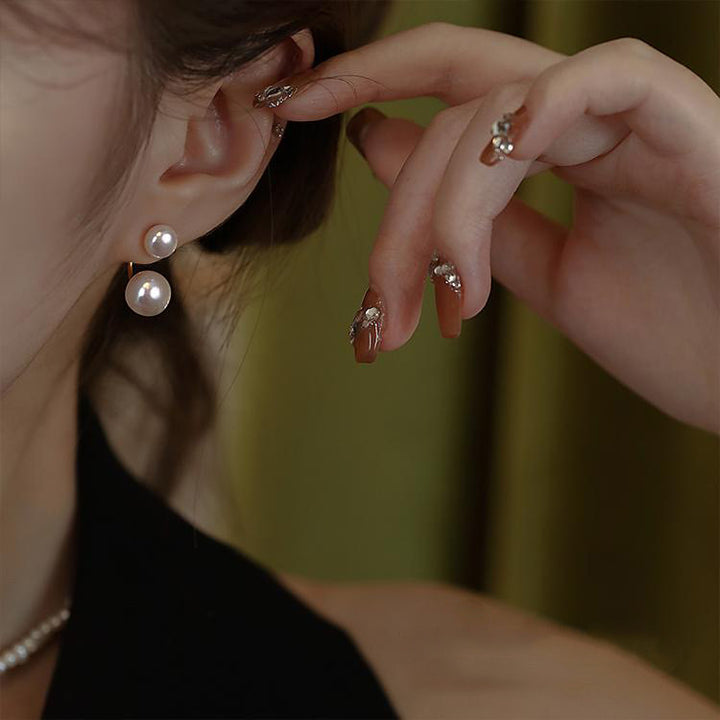 Freshwater Pearl Stud Earrings Featuring Natural White Pearls