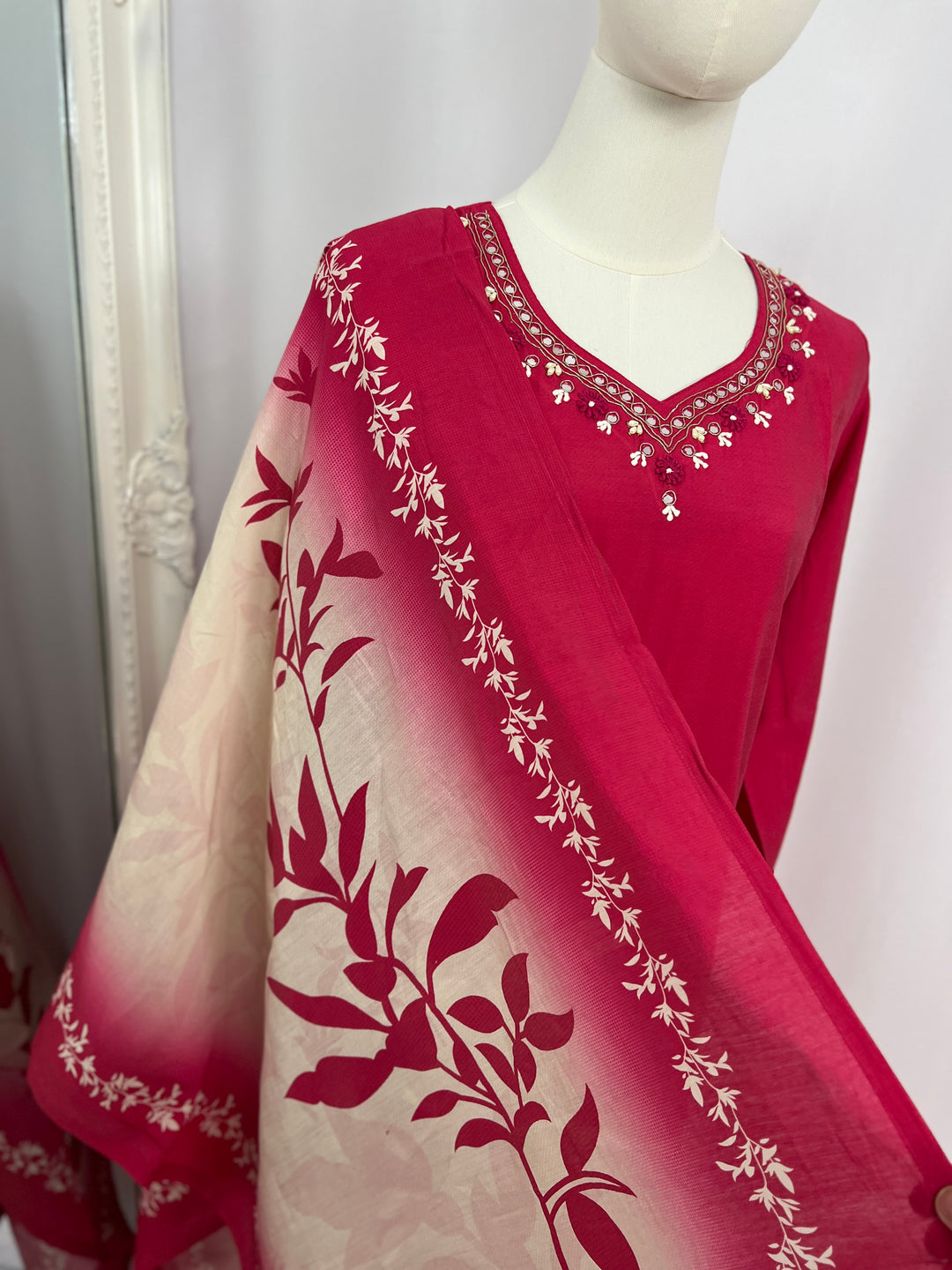 Floral Kurta Set with Ombre Dupatta