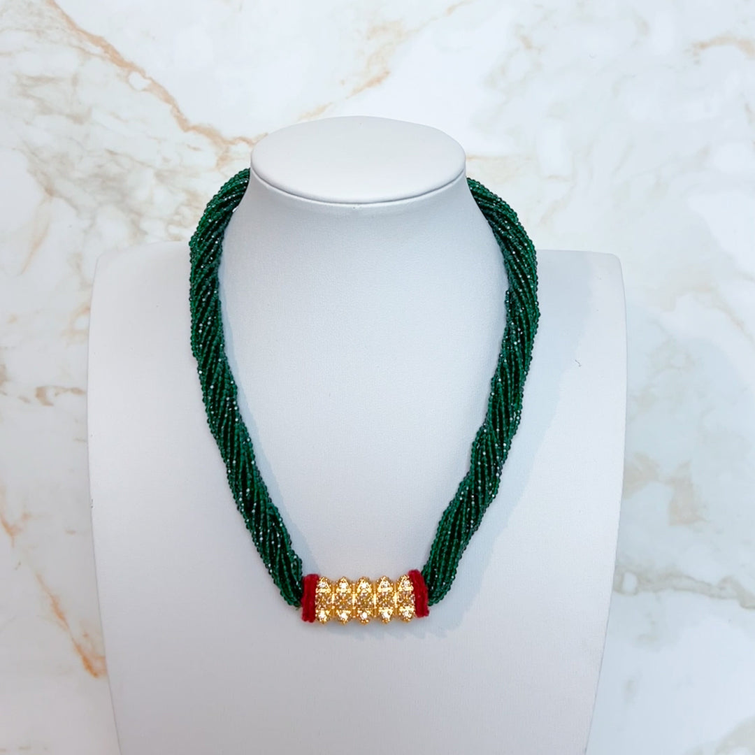 AD Kanchhi Tilhari Green Hydropote Necklace