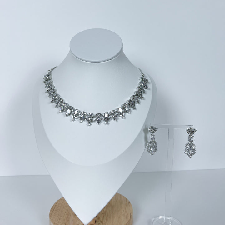 AD Necklace Set