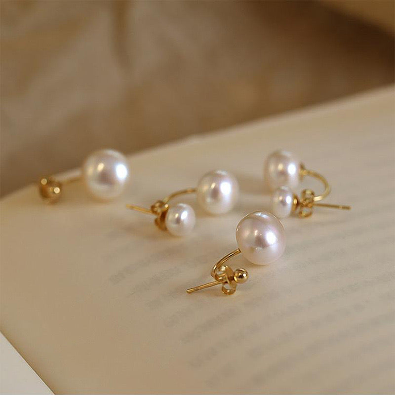 Freshwater Pearl Stud Earrings Featuring Natural White Pearls