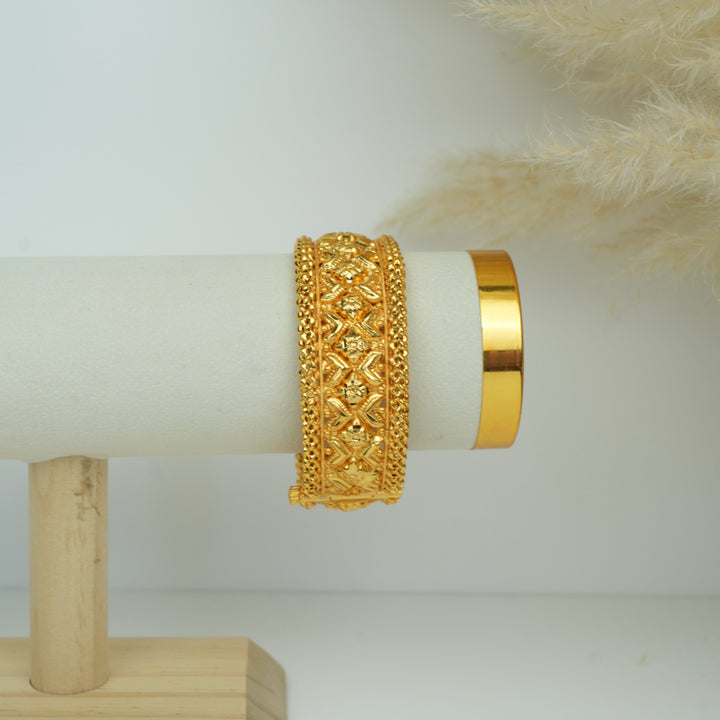 Golden Glow Bangle