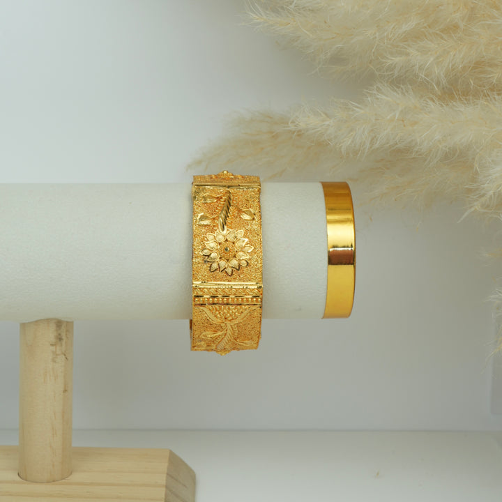 Solo Statement Bangle