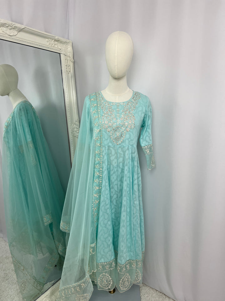Embroidered Kurtha Set - Pastel Blue
