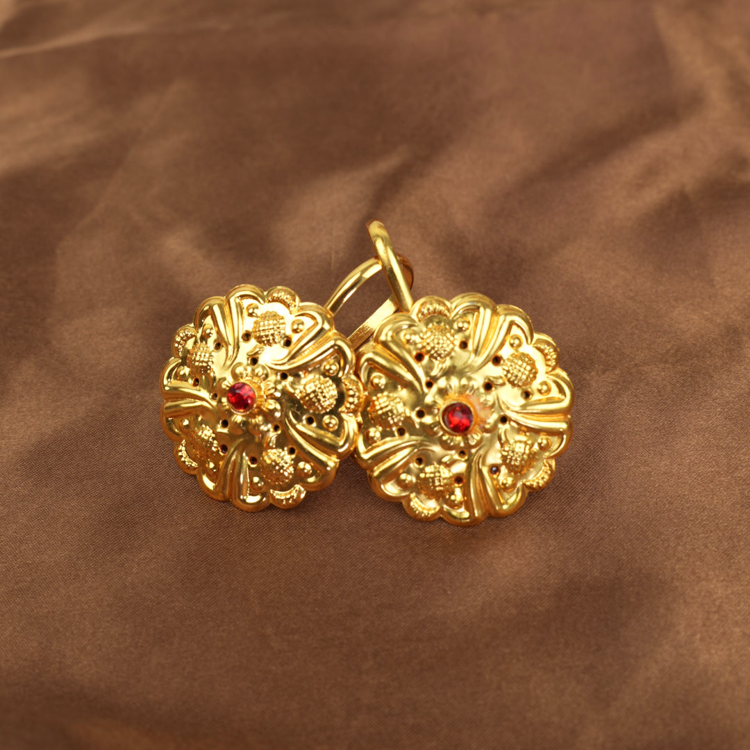 Kaan Dhungri Ear Cuff