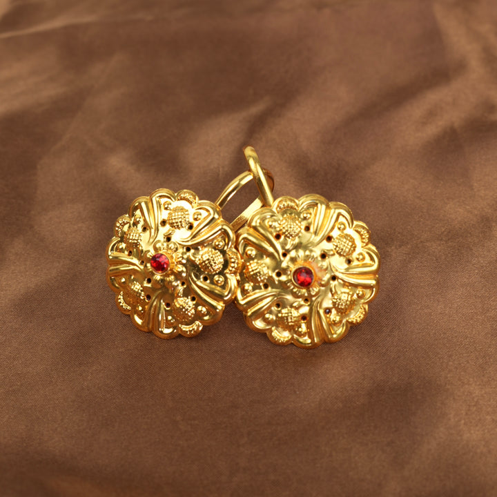 Kaan Dhungri Ear Cuff