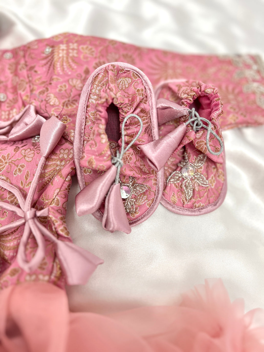 Dhaka Pasni Dress Set