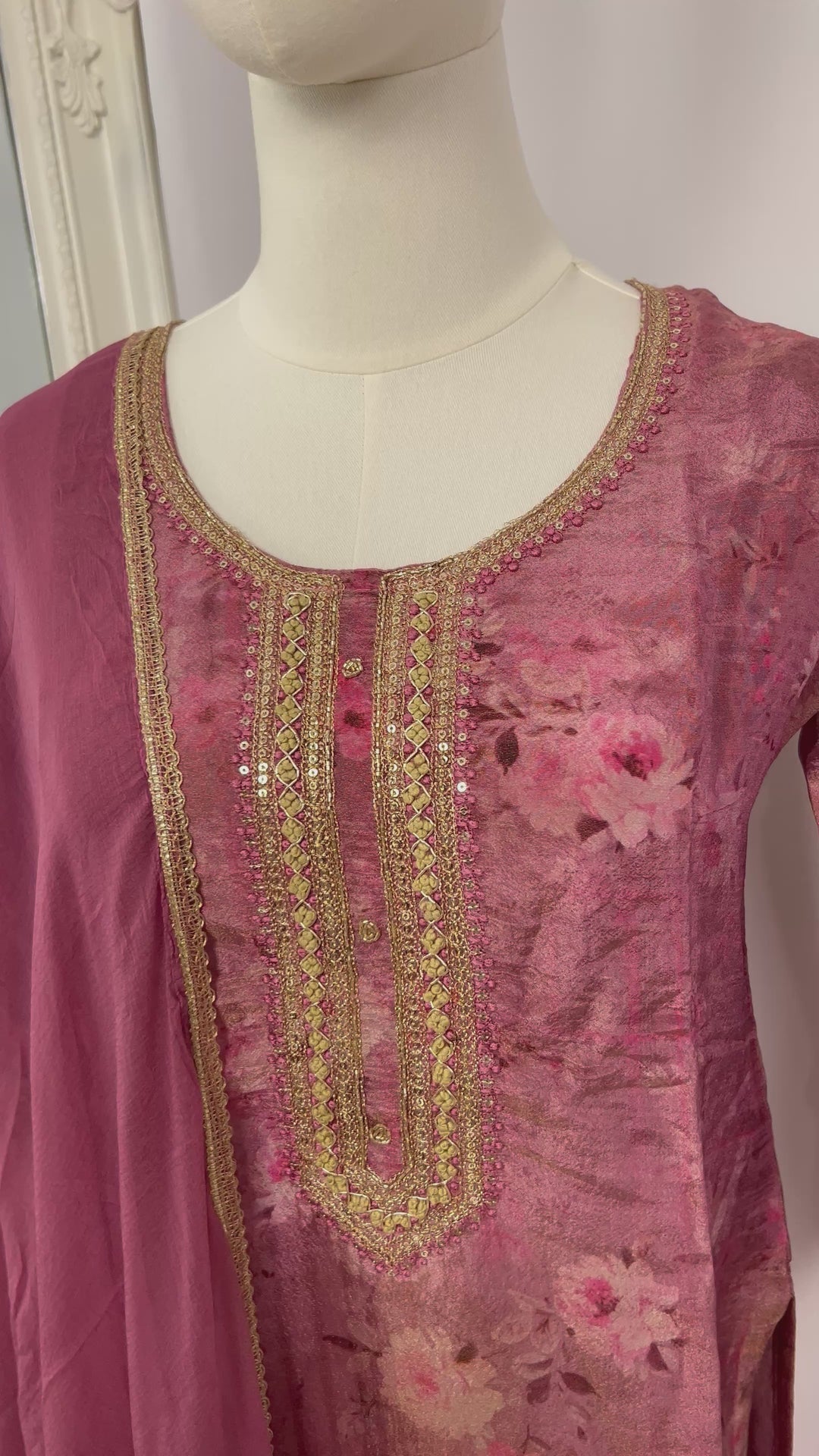 Rose Floral Straight Kurta Set with Chiffon Dupatta