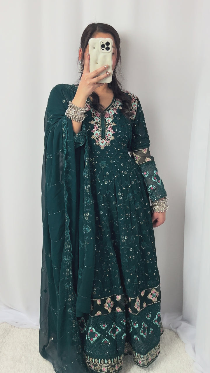 Emerald Green Embroidered Kurta Set